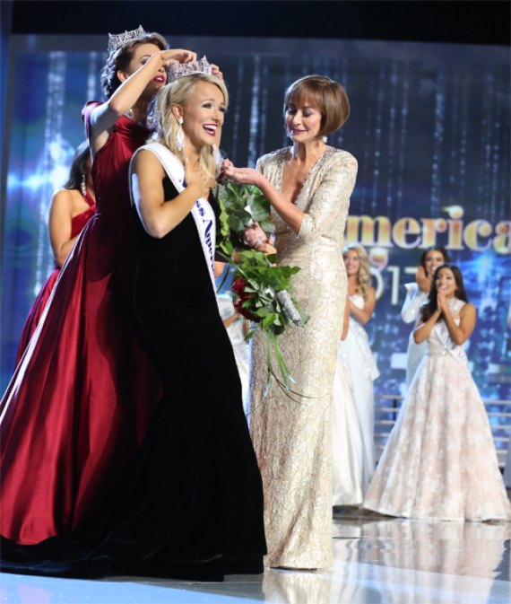 Miss America 2017 Crowned in Atlantic City Photo: Miss America Organization/Bruce V. Boyajian